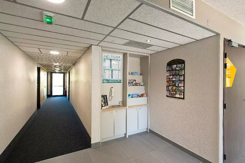 B&b Hotel Pau Zénith