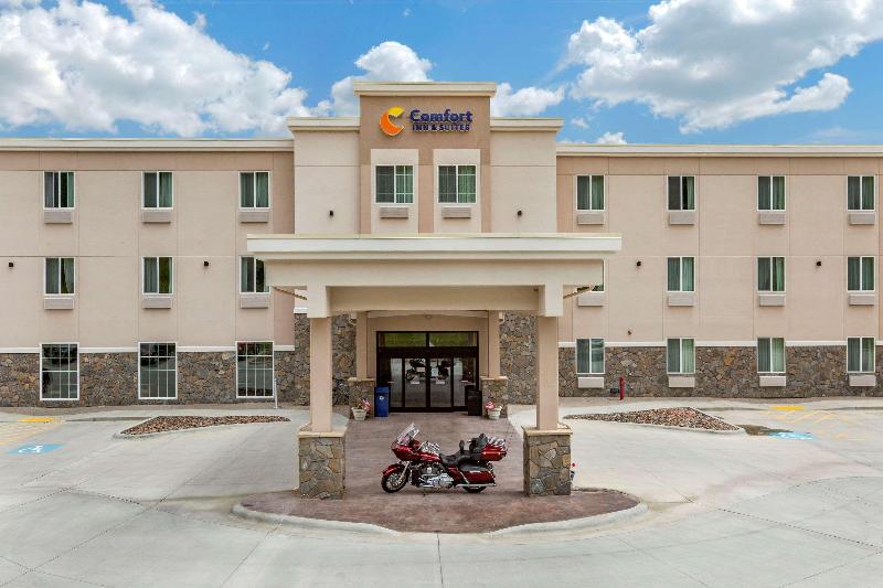酒店 Comfort Inn & Suites Near Mt. Rushmore