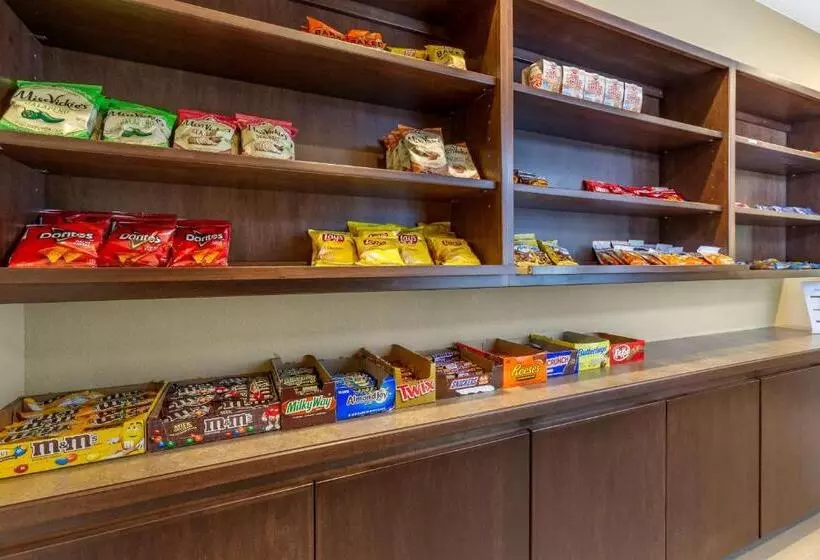 Hotel Comfort Inn & Suites Near Mt. Rushmore