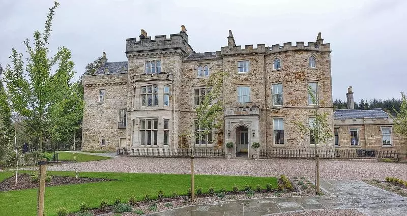 Otel Crossbasket Castle