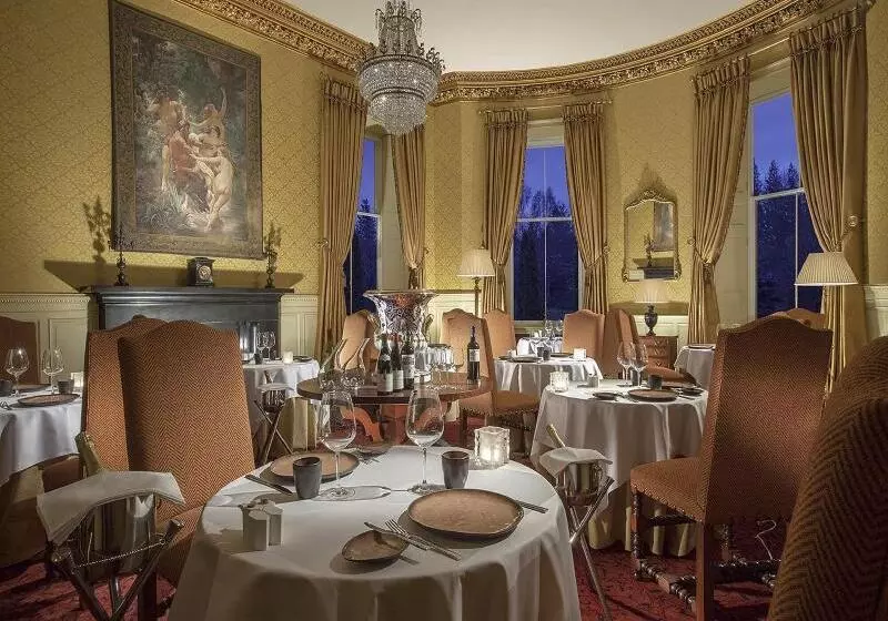 Otel Crossbasket Castle