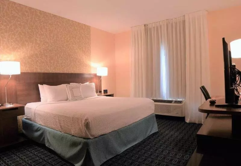 酒店 Fairfield Inn & Suites By Marriott Dunn I 95