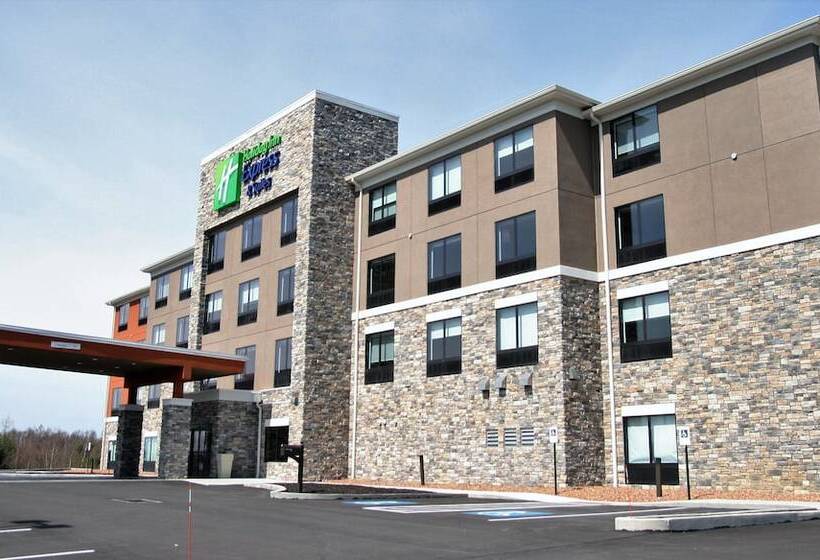 ホテル Holiday Inn Express & Suites Clarion, An Ihg