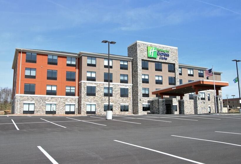 ホテル Holiday Inn Express & Suites Clarion, An Ihg