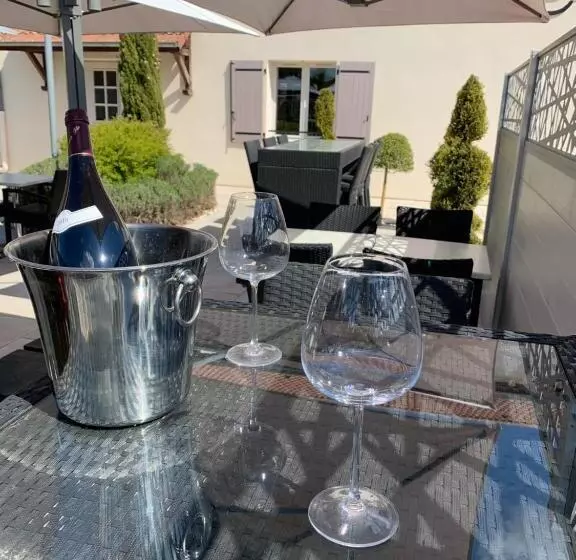 Hotelli Hôtel Le Clos Badan