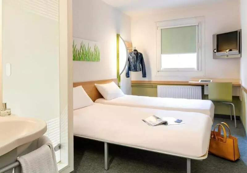 هتل Ibis Budget Versailles Chateau Saint Cyr L Ecole
