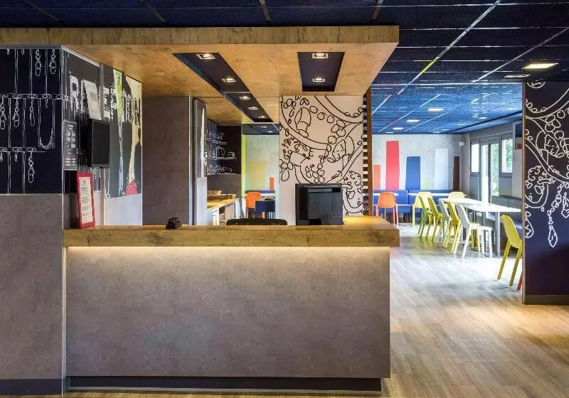 هتل Ibis Budget Versailles Chateau Saint Cyr L Ecole