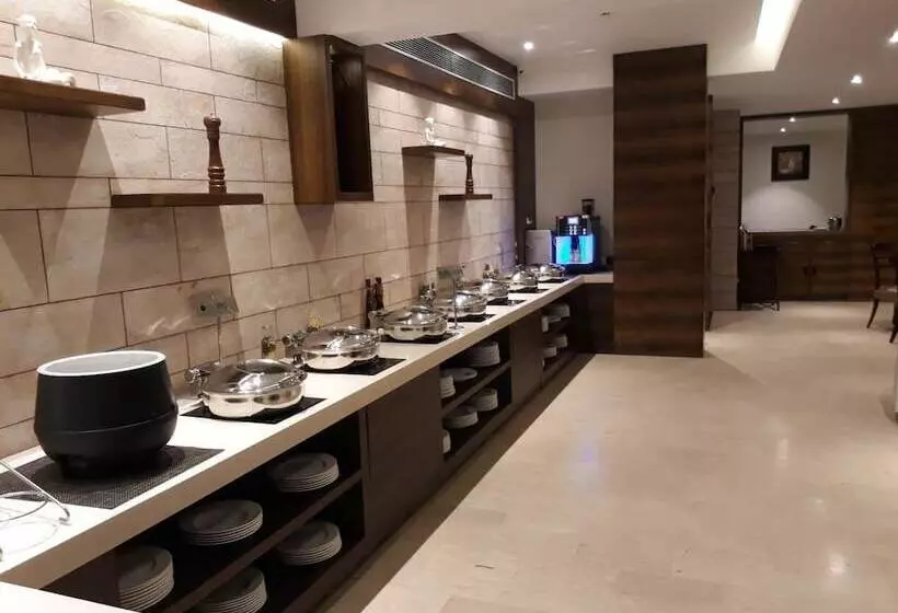 Lemon Tree Hotel Candolim