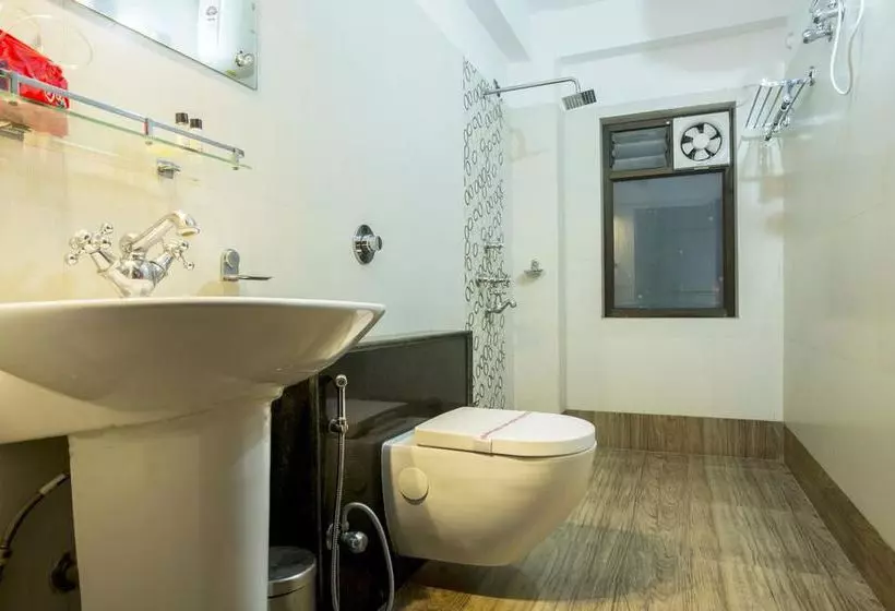 בית מלון כפרי Oyo Rooms Pradhan Nagar