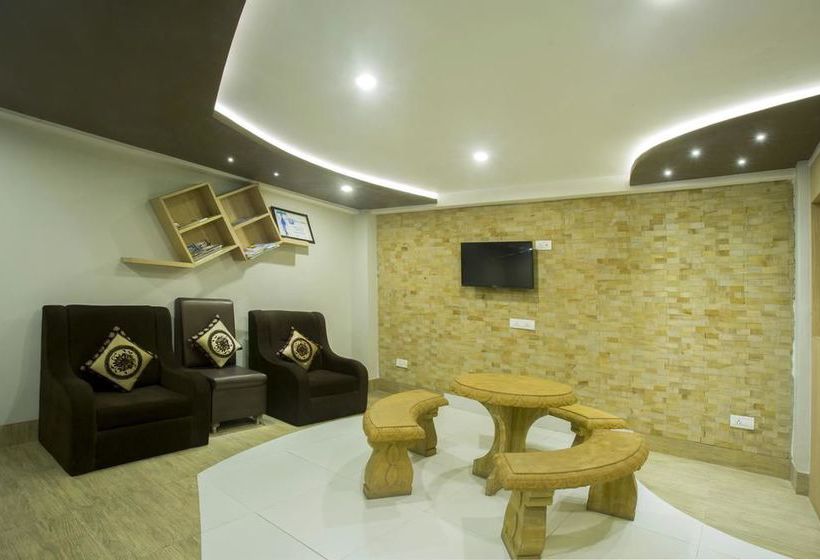 בית מלון כפרי Oyo Rooms Pradhan Nagar