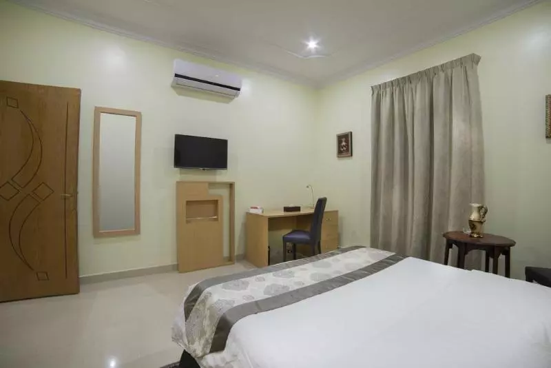 Отель Swiss Spirit  & Suites Turaif