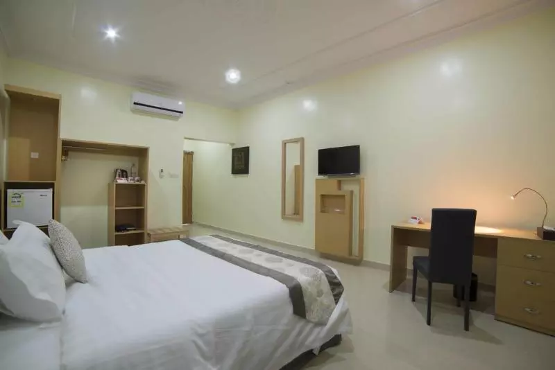 Отель Swiss Spirit  & Suites Turaif