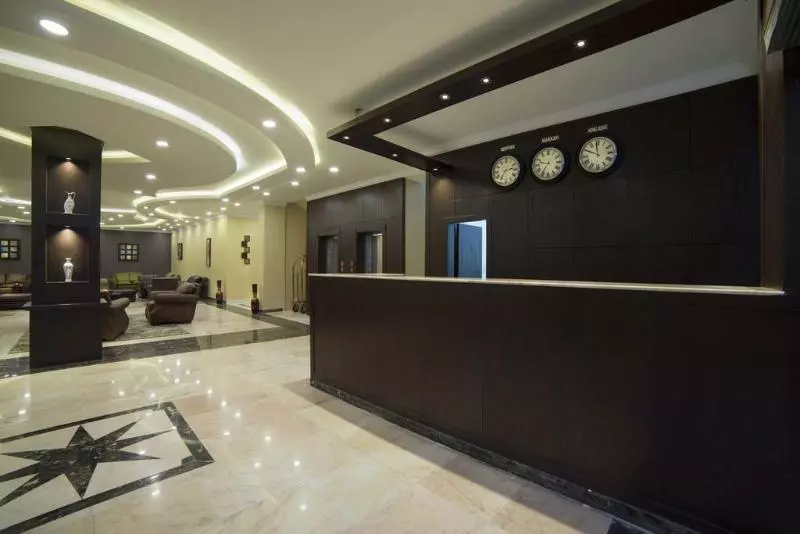 Отель Swiss Spirit  & Suites Turaif