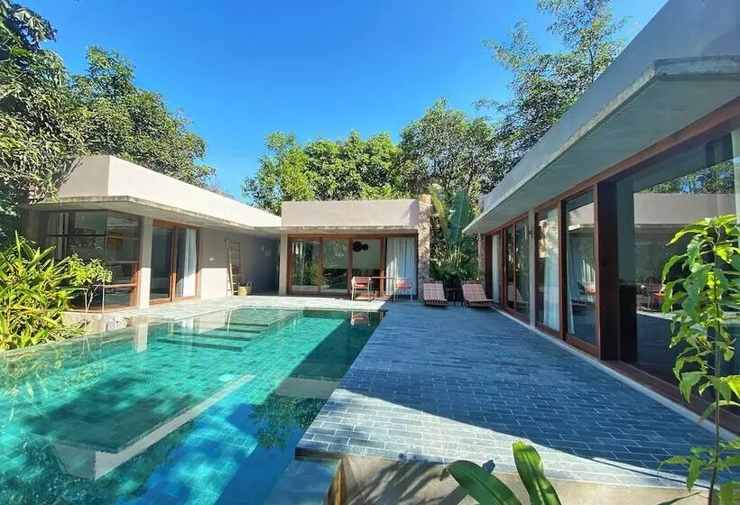 ホテル Templation