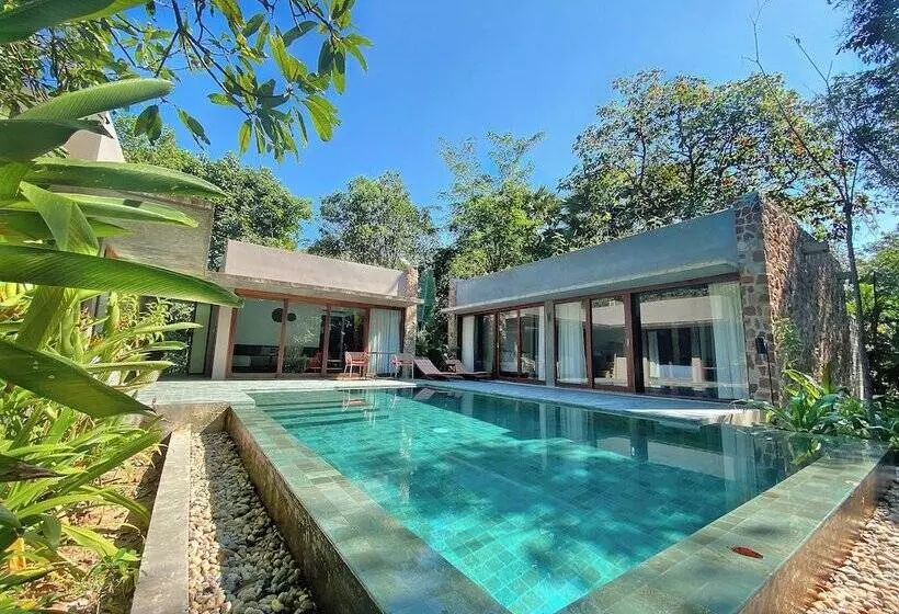 ホテル Templation