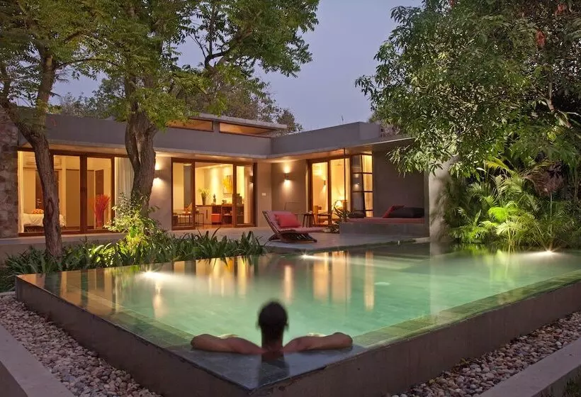 ホテル Templation