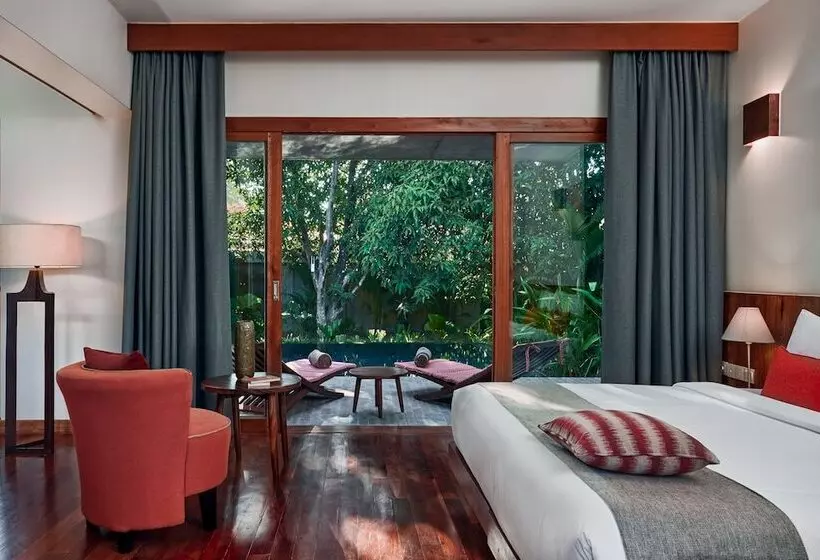 ホテル Templation