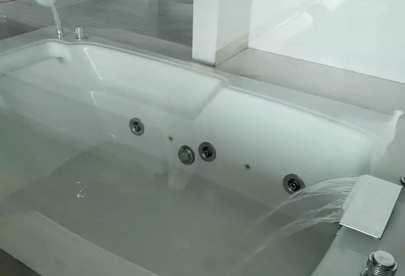 호텔 The Beverly Hills