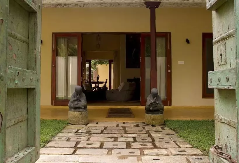 Kumara Luxury Villa