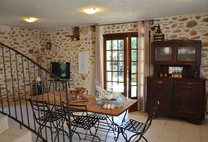 Le Clos Des Vendanges