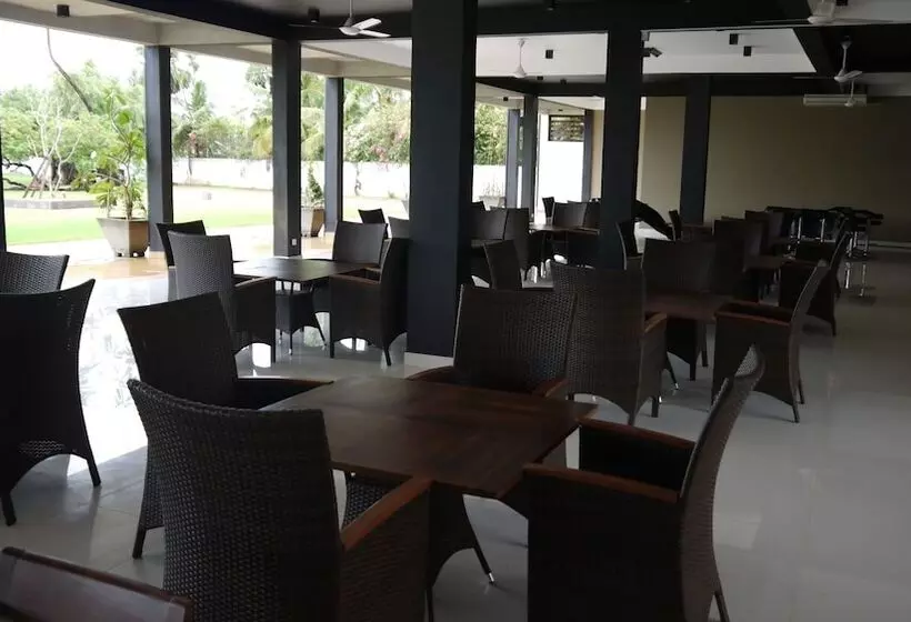 Minn Gee Resort Passikuda