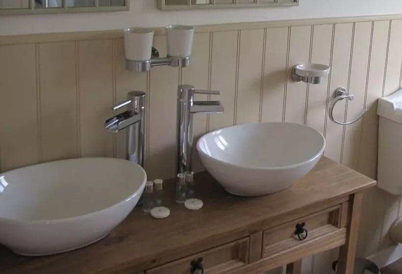 Пансион Holnicote House