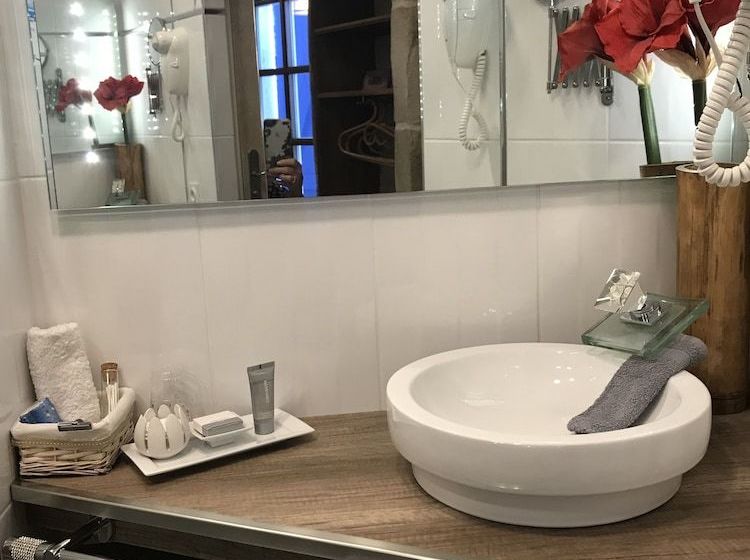 بنسيون Le Mas De La Talaudière