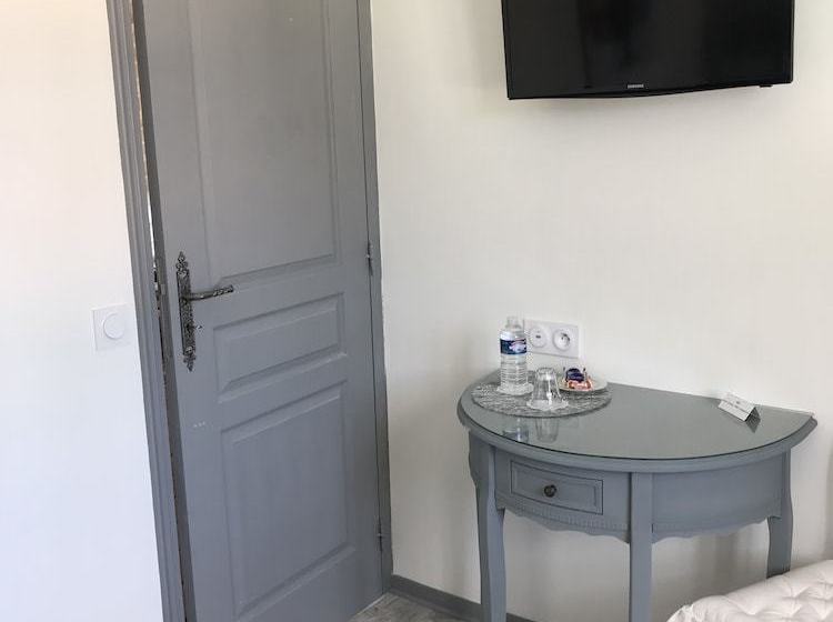 بنسيون Le Mas De La Talaudière