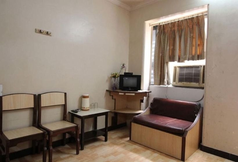 פנסיון Sangam Guest House