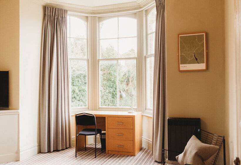 ペンション Vara