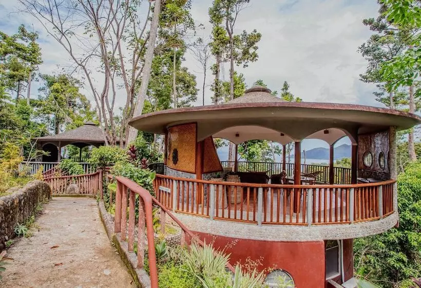 אתר נופש Atremaru Jungle Retreat