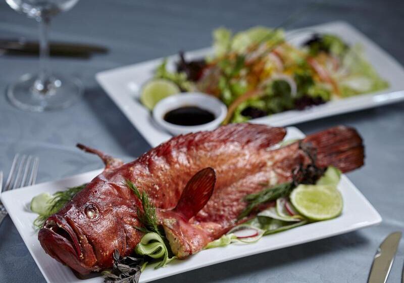 Amaranthe Bay Resort & Spa