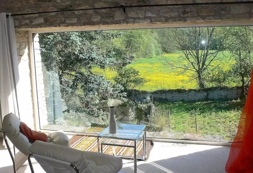 Bed and Breakfast Chez Séverine & Edward