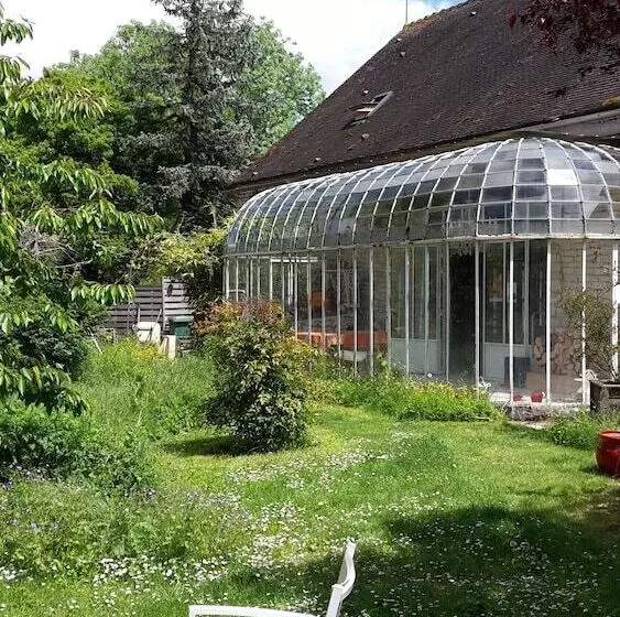 Bed and Breakfast Chez Séverine & Edward