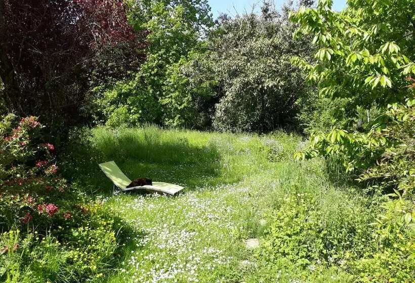 Bed and Breakfast Chez Séverine & Edward