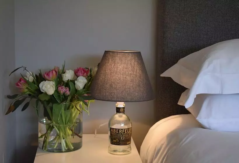 مبيت وإفطار The Steading