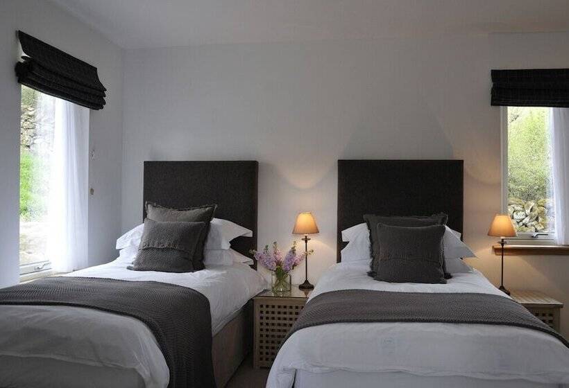 مبيت وإفطار The Steading