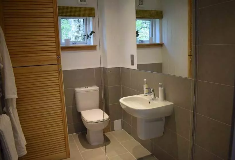 مبيت وإفطار The Steading