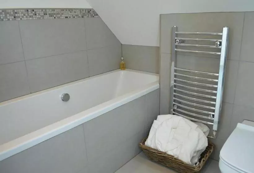 مبيت وإفطار The Steading