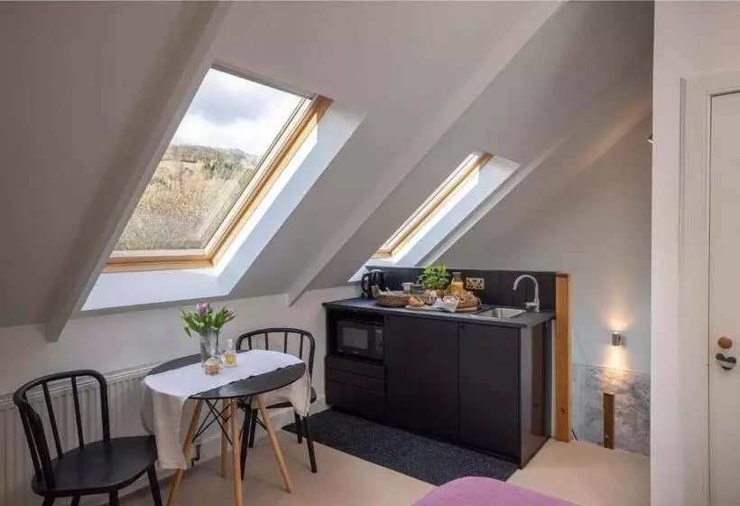 مبيت وإفطار The Steading