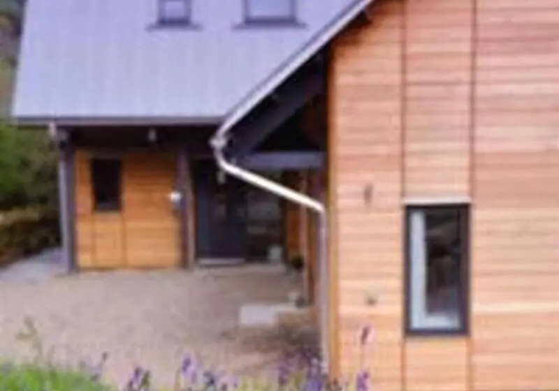 تختخواب و صبحانه The Steading
