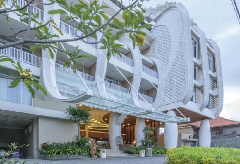 Bedrock Hotel Kuta
