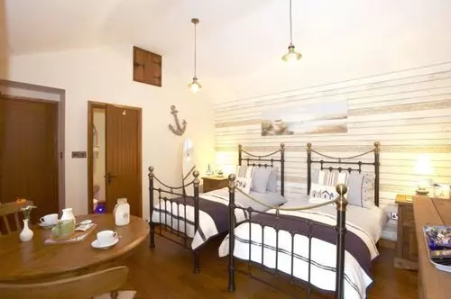 Firs Cottage Bed And Breakfast