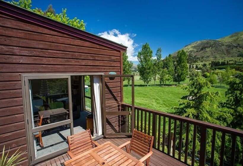 فندق Alpine View Lodge