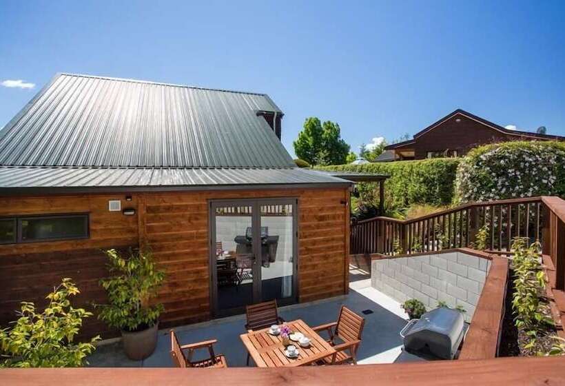 فندق Alpine View Lodge