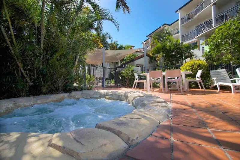 Hotelli Blue Water Bay Villas