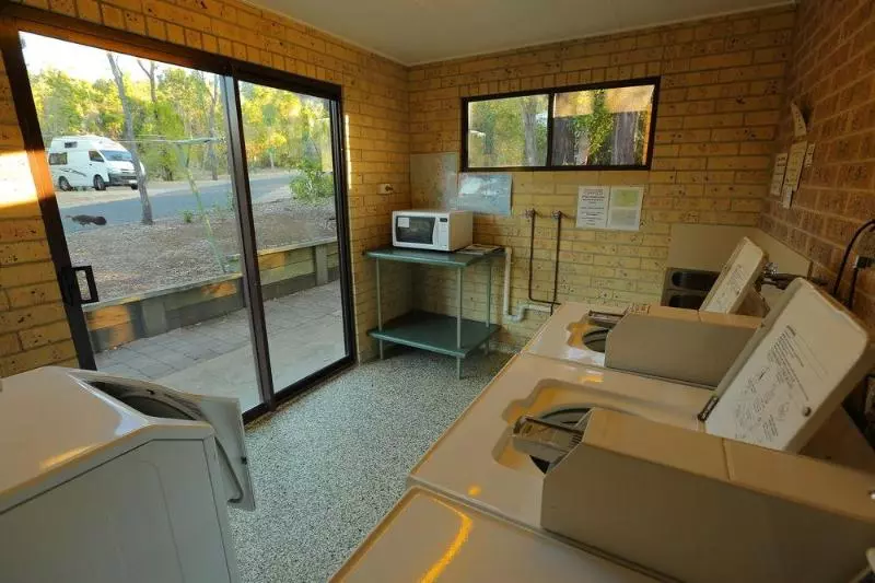 Отель Capricorn Caves