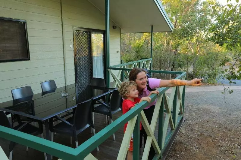 Отель Capricorn Caves