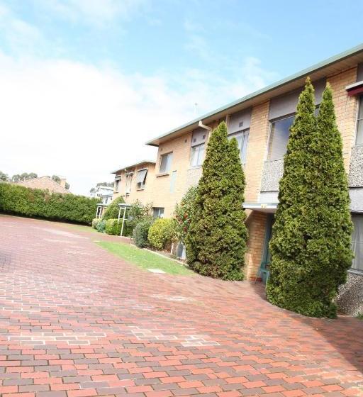 Отель Carnegie Motor Inn