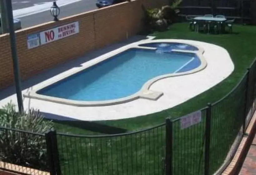 酒店 Carnegie Motor Inn